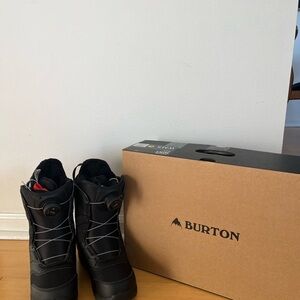 Burton Women’s Black Snow Boots